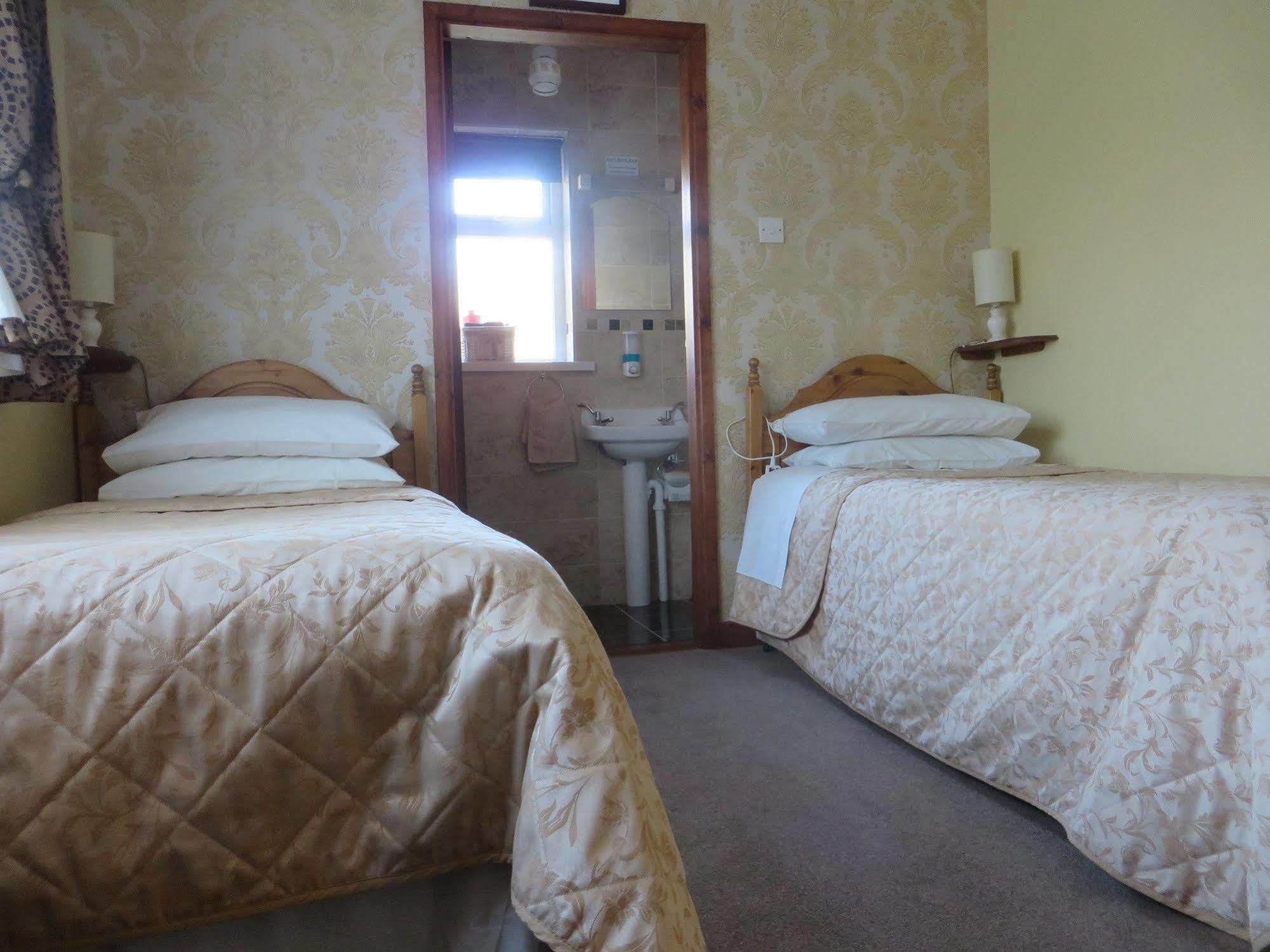 Dawn House B&B Kilmeaden Exteriör bild